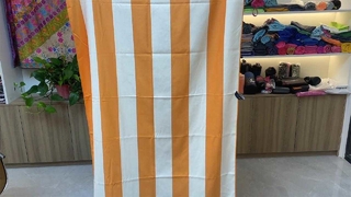 ผ้าเช็ดชายหาดเส้น